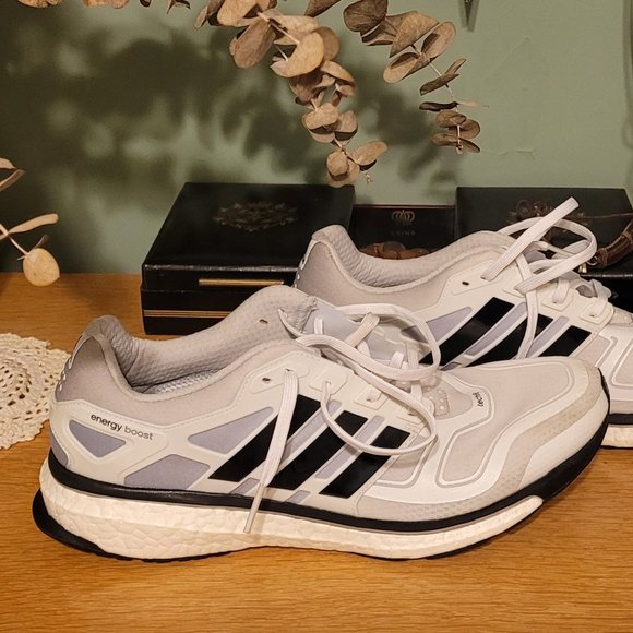 NEW ADIDAS ENERGY BOOST RUNNING SNEAKERS WHITE BLK WITH SAFETY